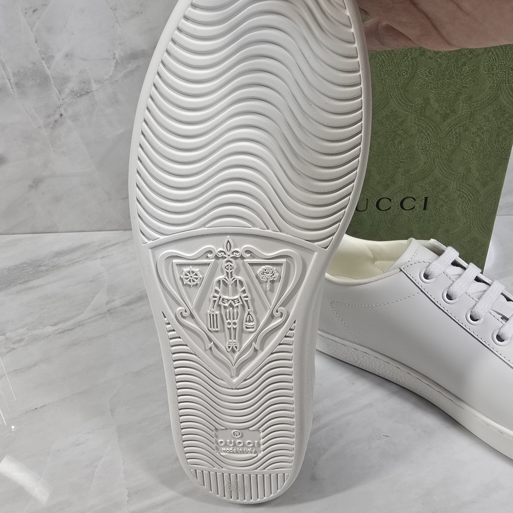 Gucci White Leather Low-Top Sneakers with Perforated G - Picture 10 of 12